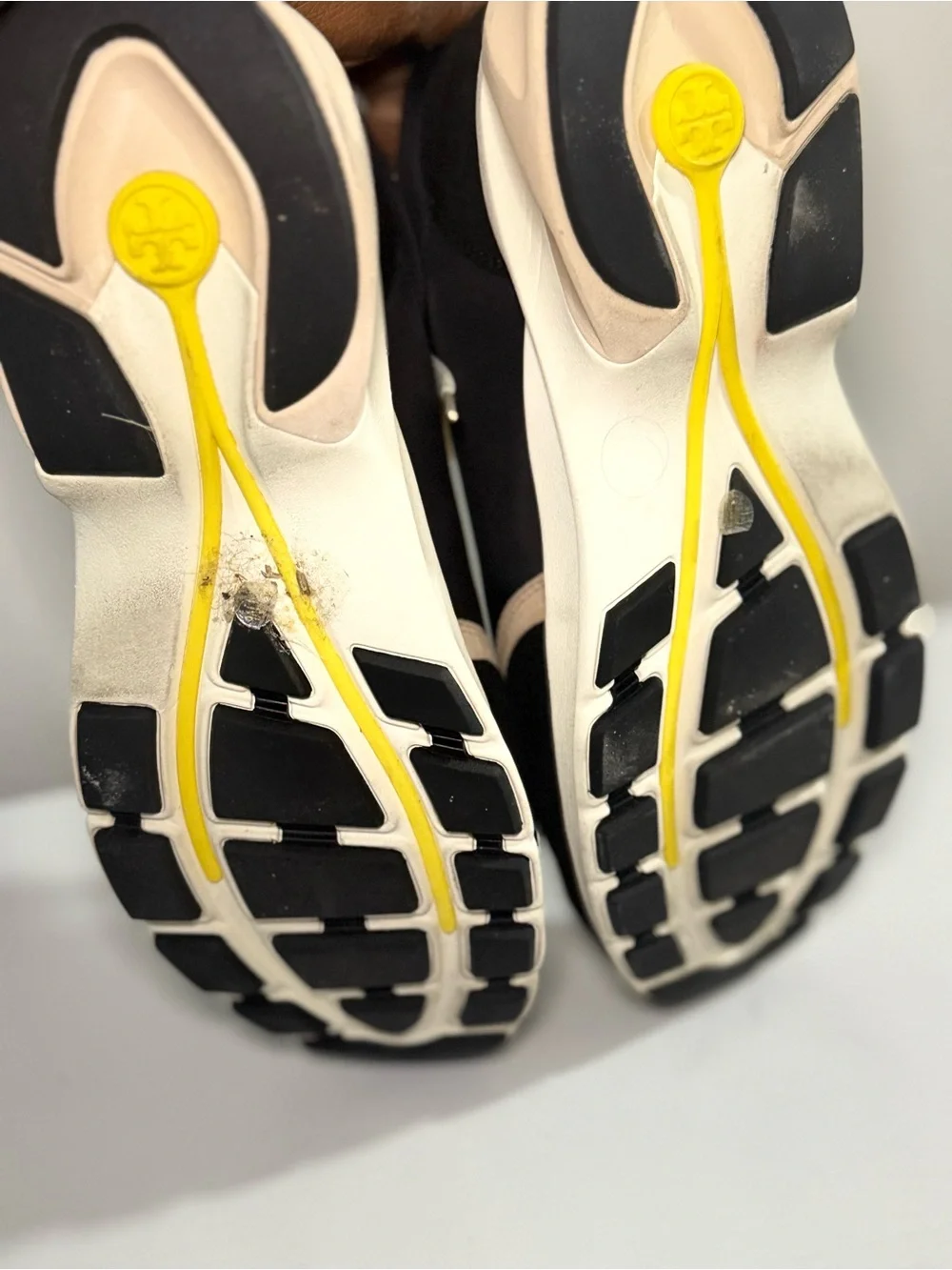 Tory Burch Black and Beige Lace-Up Platform Sneakers worn once.Sz42